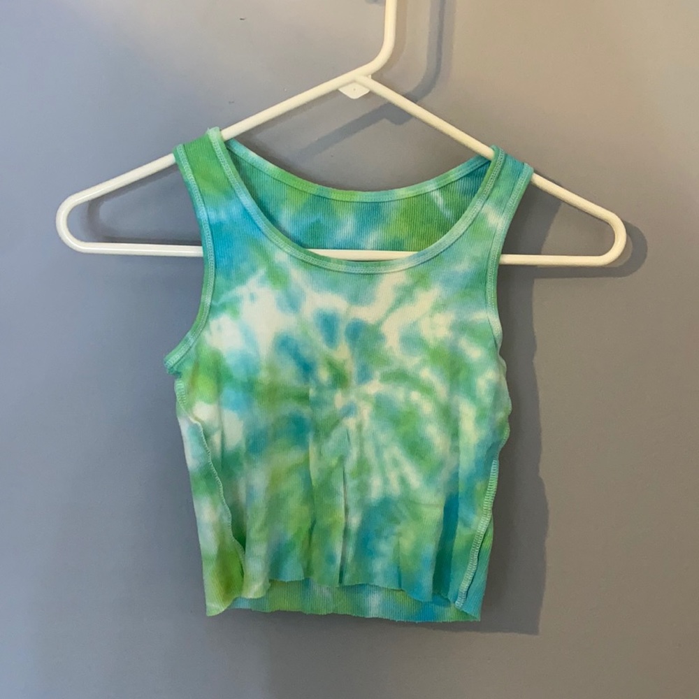 diy tye- dye cropped tank top, barley worn, too small for me
